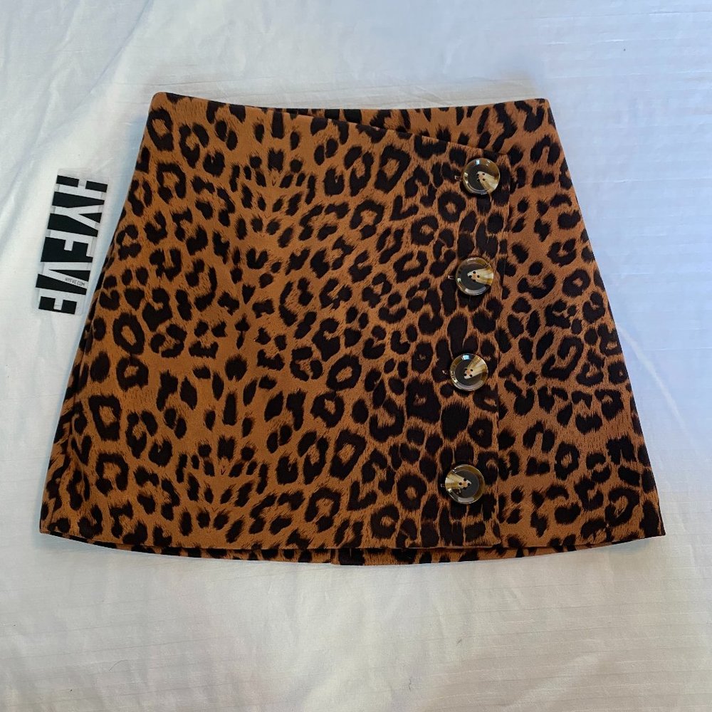 NWT Mini Leopard Skirt